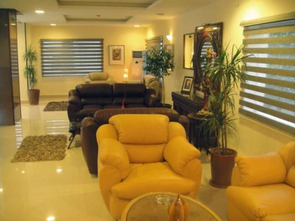 Renad Hotel Amman Exterior photo